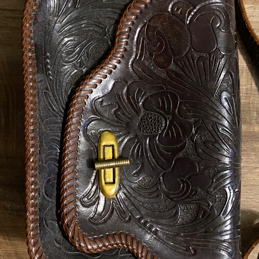 Purse - Picture 2 of 2